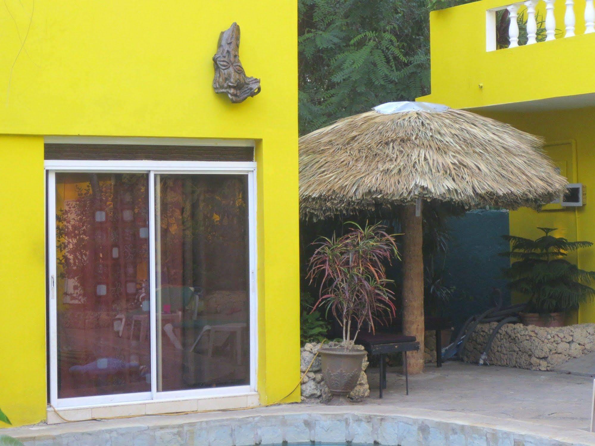 Coco Hotel Sosua Exterior photo