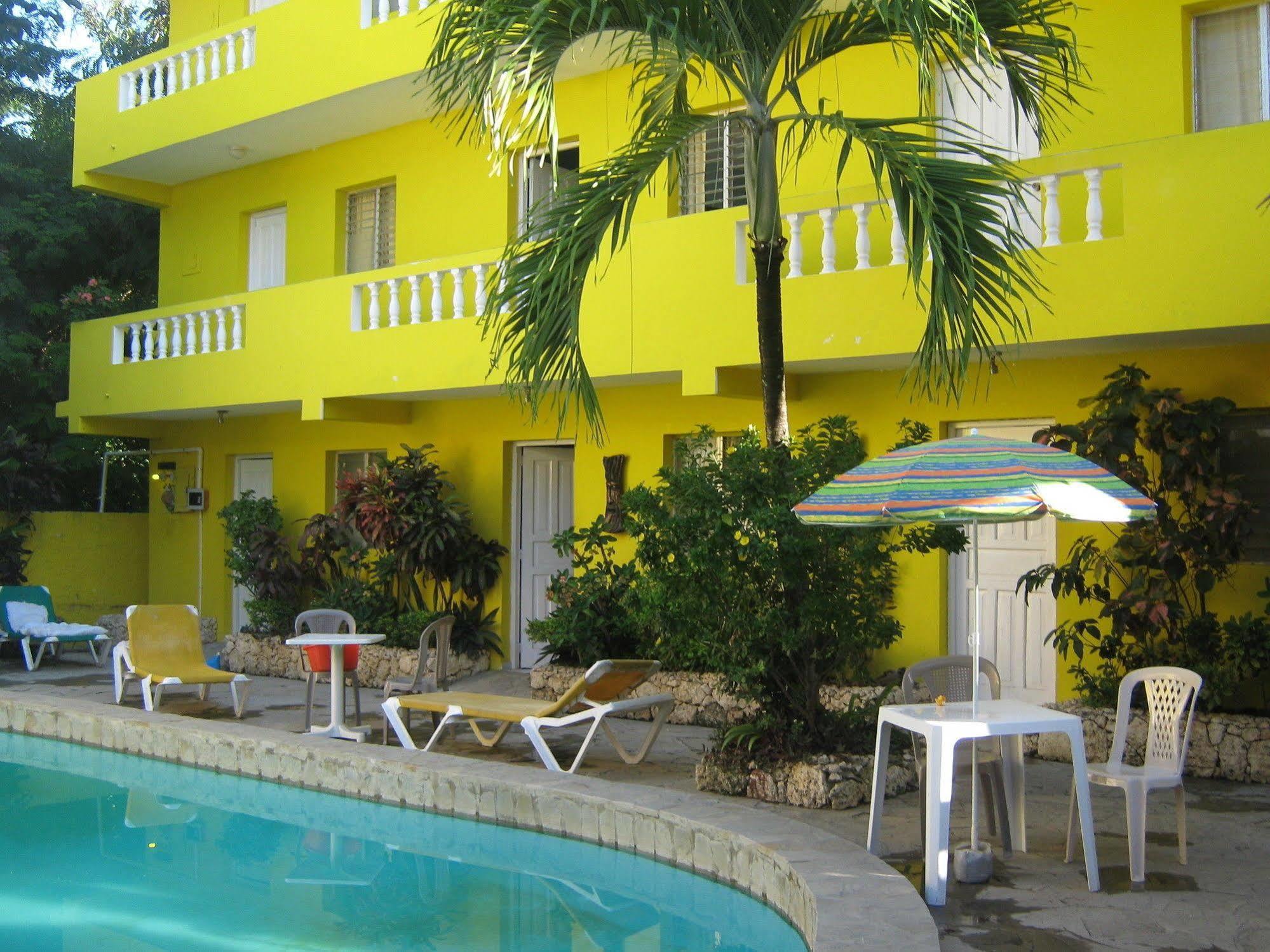 Coco Hotel Sosua Exterior photo